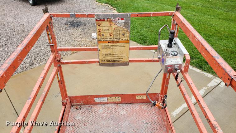 image for item EN9999 Skyjack SJIII 4626 scissor lift