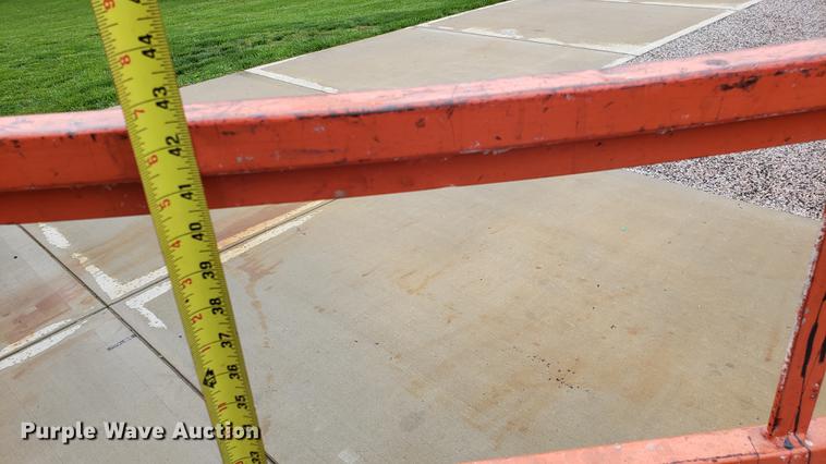 image for item EN9999 Skyjack SJIII 4626 scissor lift