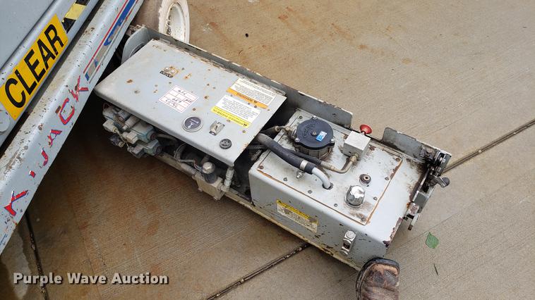 image for item EN9999 Skyjack SJIII 4626 scissor lift