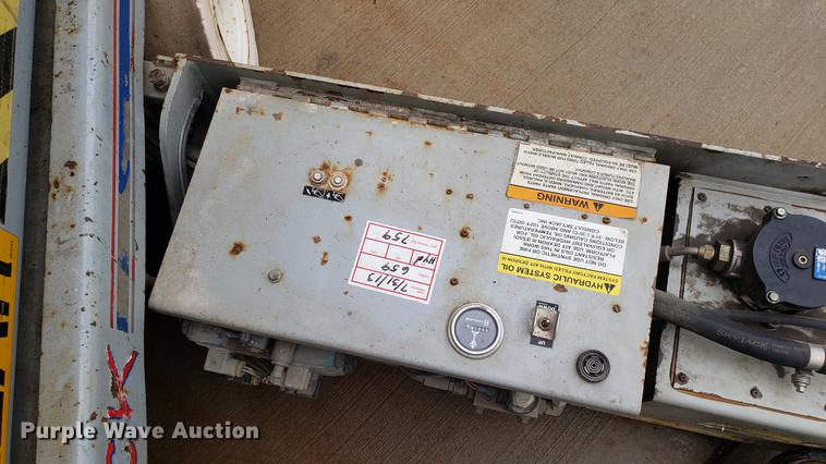 image for item EN9999 Skyjack SJIII 4626 scissor lift