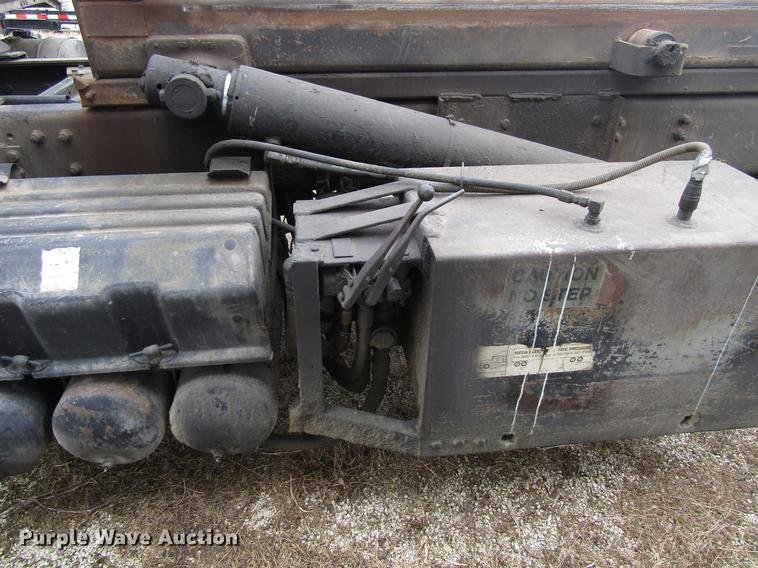 image for item EU9599 1996 Volvo WG roll off container truck