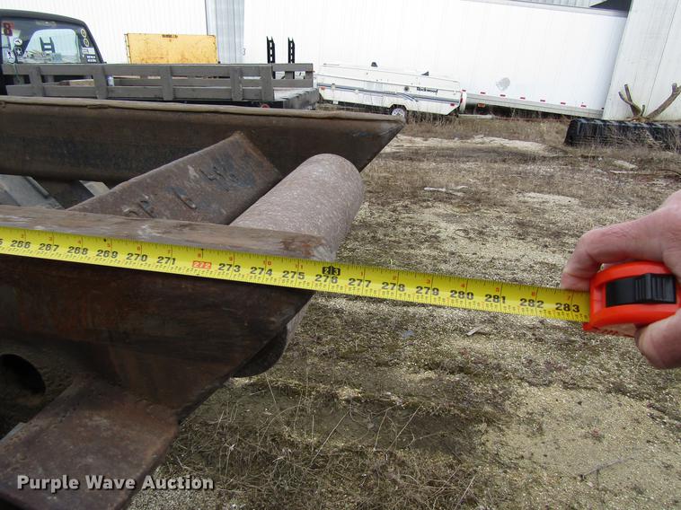 image for item EU9599 1996 Volvo WG roll off container truck