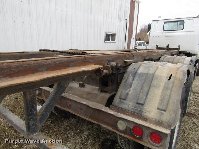 image for item EU9599 1996 Volvo WG roll off container truck