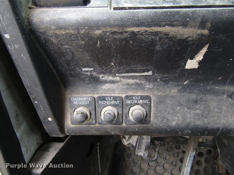 image for item EU9599 1996 Volvo WG roll off container truck