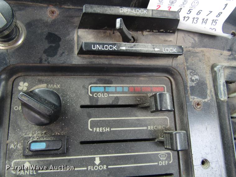 image for item EU9599 1996 Volvo WG roll off container truck