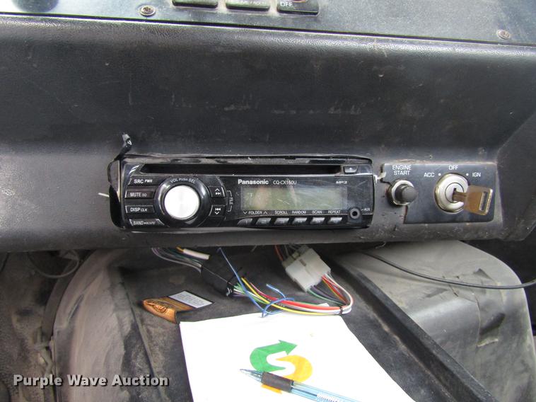 image for item EU9599 1996 Volvo WG roll off container truck