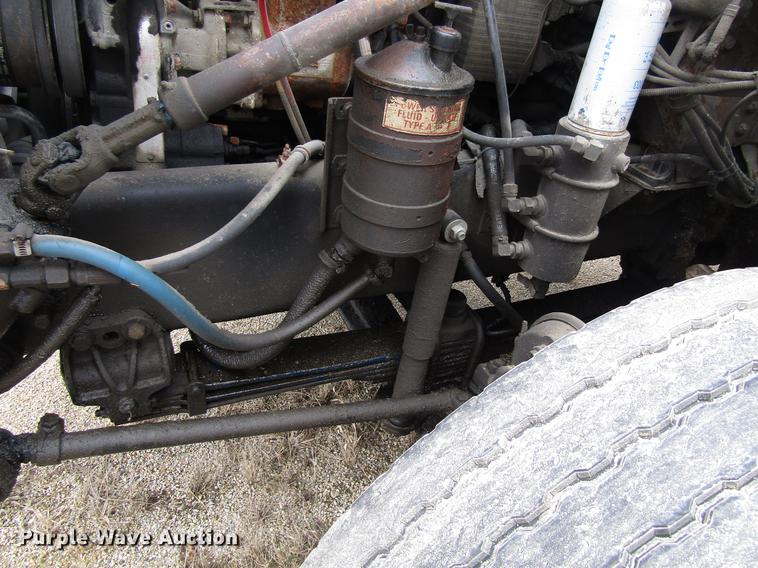 image for item EU9599 1996 Volvo WG roll off container truck