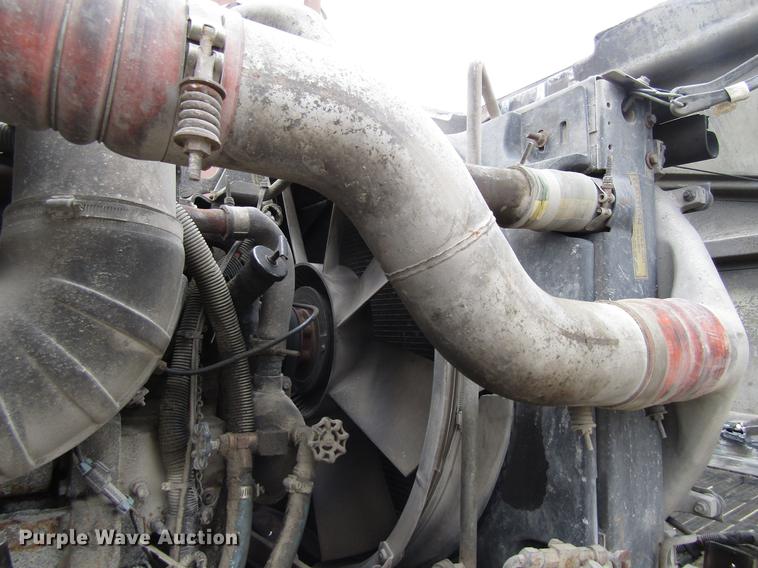 image for item EU9599 1996 Volvo WG roll off container truck