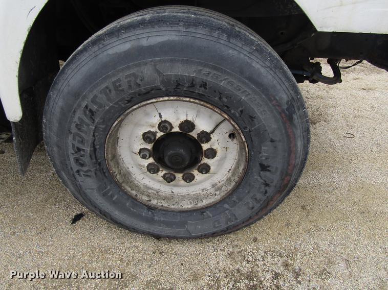 image for item EU9599 1996 Volvo WG roll off container truck