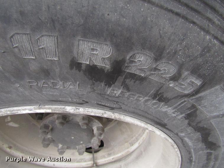 image for item EU9599 1996 Volvo WG roll off container truck