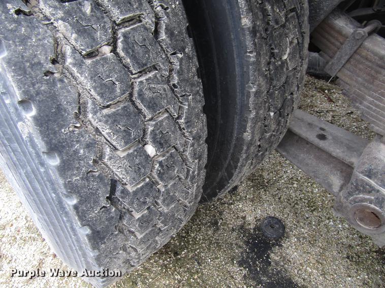 image for item EU9599 1996 Volvo WG roll off container truck