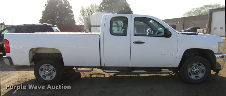 image for item EU9637 2011 Chevrolet Silverado 2500HD Ext. Cab pickup truck