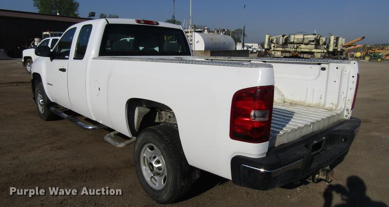 image for item EU9637 2011 Chevrolet Silverado 2500HD Ext. Cab pickup truck