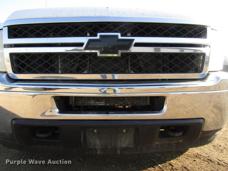 image for item EU9637 2011 Chevrolet Silverado 2500HD Ext. Cab pickup truck