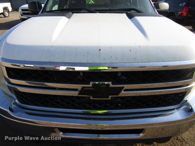 image for item EU9637 2011 Chevrolet Silverado 2500HD Ext. Cab pickup truck