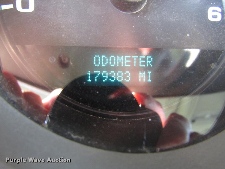 image for item EU9637 2011 Chevrolet Silverado 2500HD Ext. Cab pickup truck