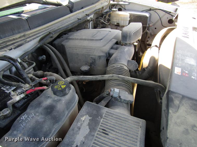 image for item EU9637 2011 Chevrolet Silverado 2500HD Ext. Cab pickup truck