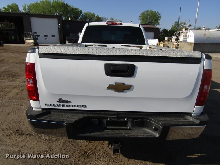 image for item EU9638 2010 Chevrolet Silverado 2500HD Ext. Cab pickup truck