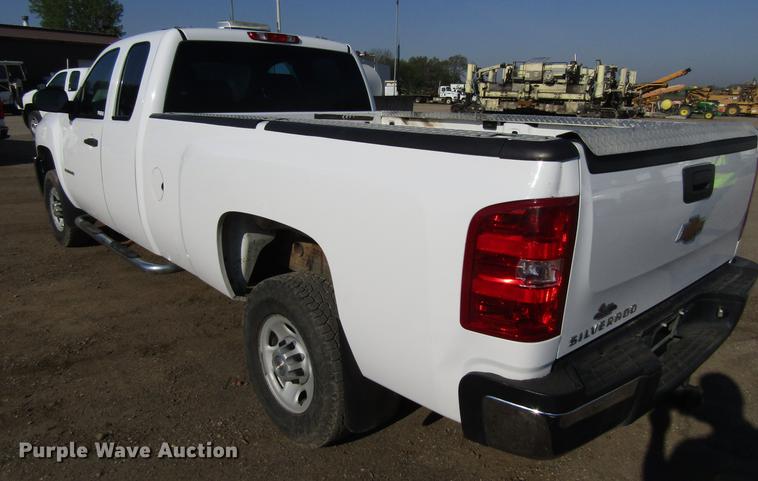 image for item EU9638 2010 Chevrolet Silverado 2500HD Ext. Cab pickup truck