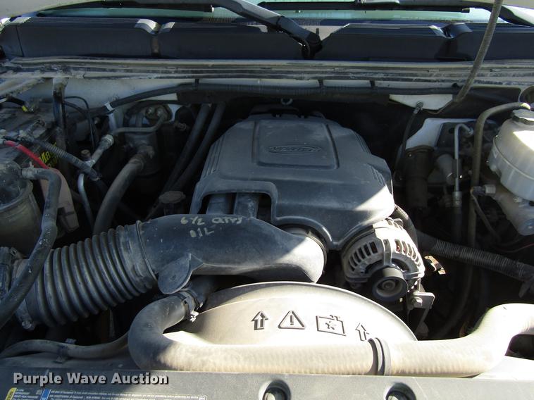 image for item EU9638 2010 Chevrolet Silverado 2500HD Ext. Cab pickup truck