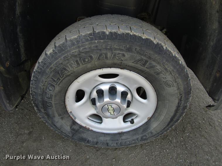 image for item EU9638 2010 Chevrolet Silverado 2500HD Ext. Cab pickup truck