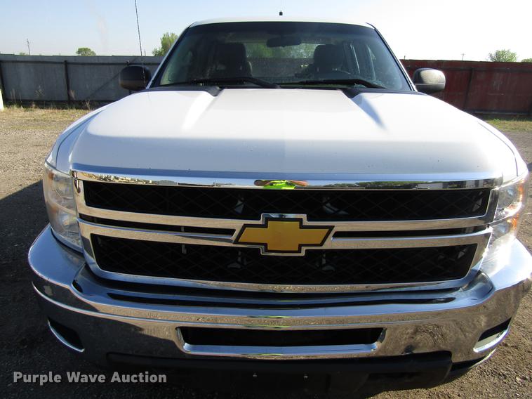 image for item EU9639 2013 Chevrolet Silverado 2500HD Ext. Cab pickup truck