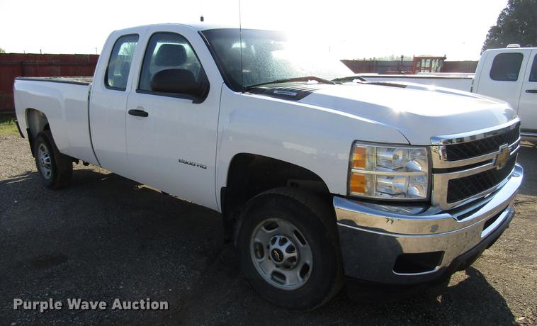 image for item EU9639 2013 Chevrolet Silverado 2500HD Ext. Cab pickup truck