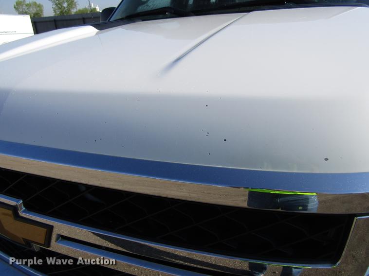 image for item EU9639 2013 Chevrolet Silverado 2500HD Ext. Cab pickup truck