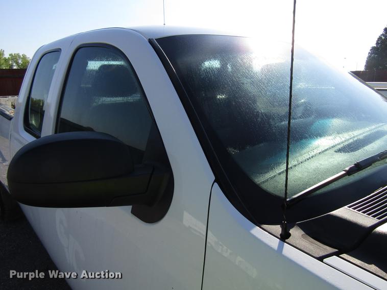 image for item EU9639 2013 Chevrolet Silverado 2500HD Ext. Cab pickup truck