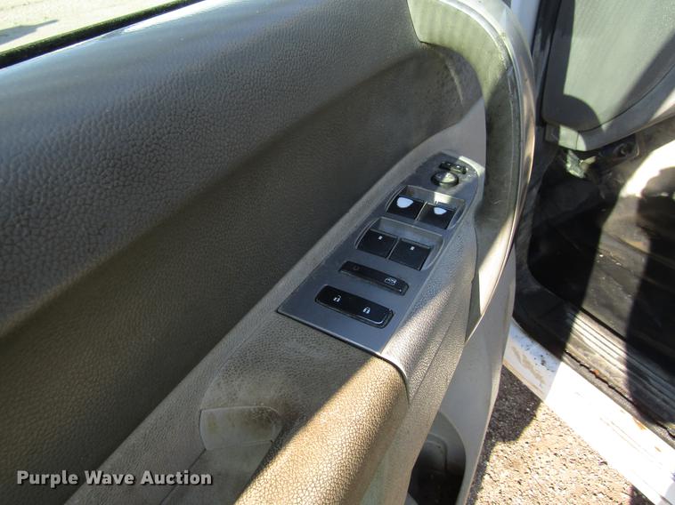 image for item EU9639 2013 Chevrolet Silverado 2500HD Ext. Cab pickup truck