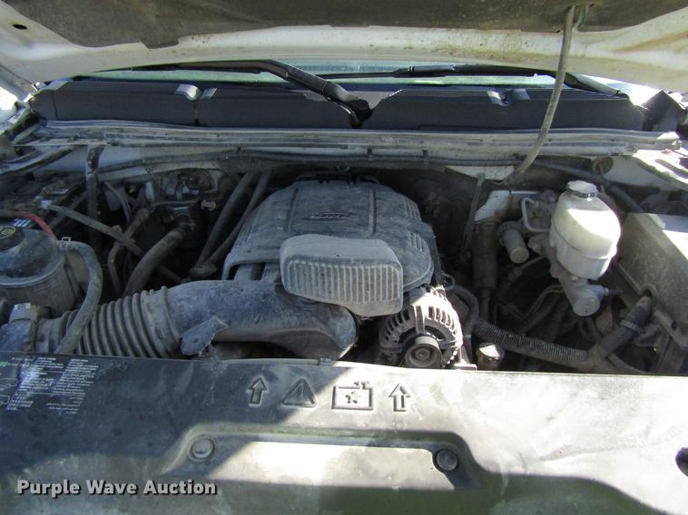 image for item EU9639 2013 Chevrolet Silverado 2500HD Ext. Cab pickup truck