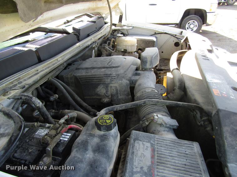 image for item EU9639 2013 Chevrolet Silverado 2500HD Ext. Cab pickup truck