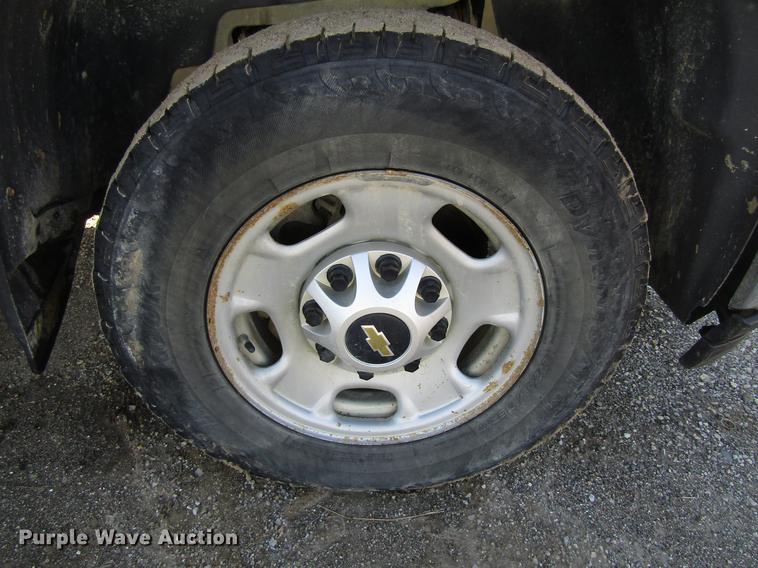 image for item EU9639 2013 Chevrolet Silverado 2500HD Ext. Cab pickup truck