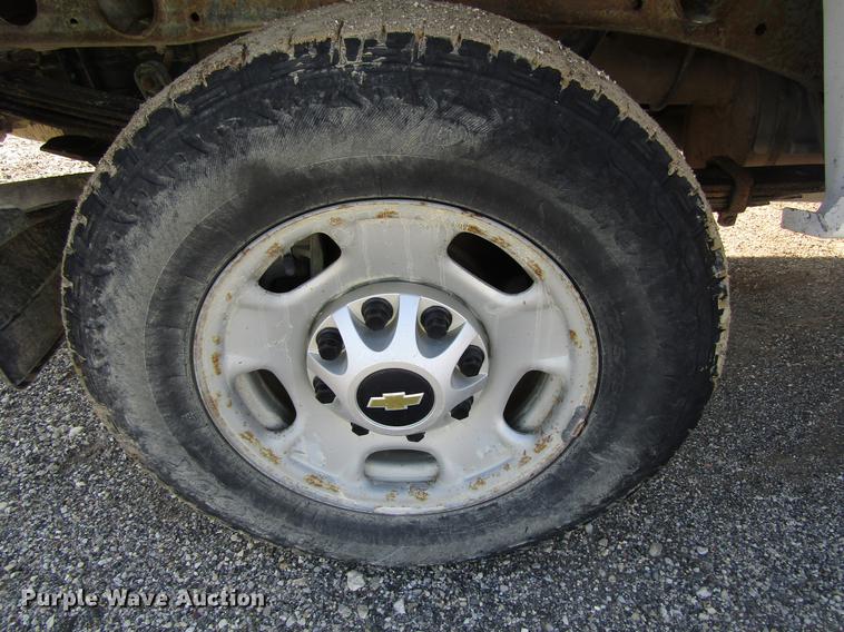 image for item EU9639 2013 Chevrolet Silverado 2500HD Ext. Cab pickup truck