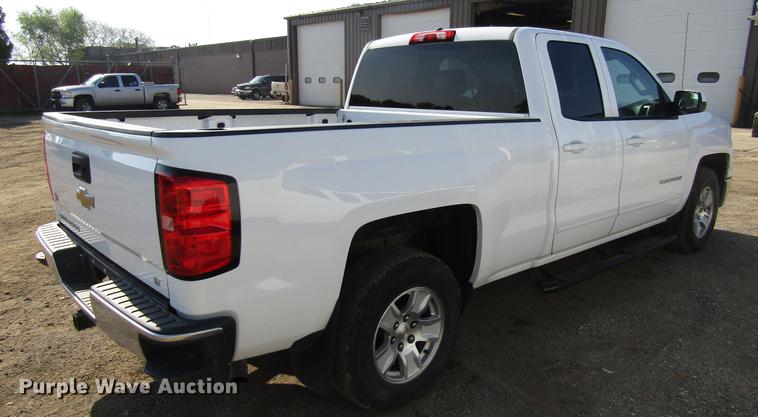 image for item EU9640 2015 Chevrolet Silverado 1500 Double Cab pickup truck