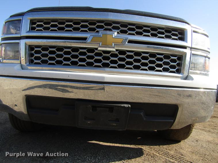 image for item EU9640 2015 Chevrolet Silverado 1500 Double Cab pickup truck