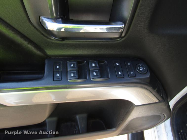 image for item EU9640 2015 Chevrolet Silverado 1500 Double Cab pickup truck