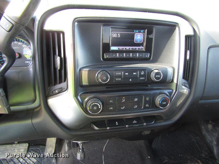 image for item EU9640 2015 Chevrolet Silverado 1500 Double Cab pickup truck