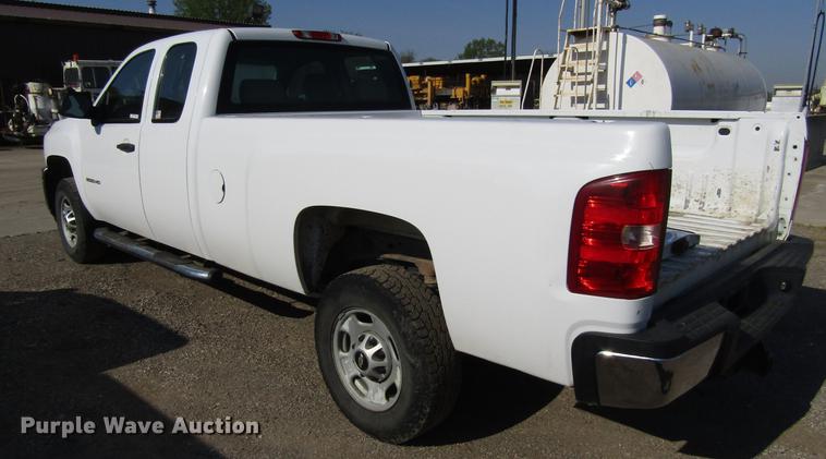 image for item EU9641 2012 Chevrolet Silverado 2500HD Ext. Cab pickup truck