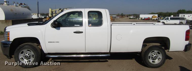 image for item EU9641 2012 Chevrolet Silverado 2500HD Ext. Cab pickup truck