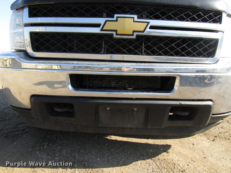 image for item EU9641 2012 Chevrolet Silverado 2500HD Ext. Cab pickup truck