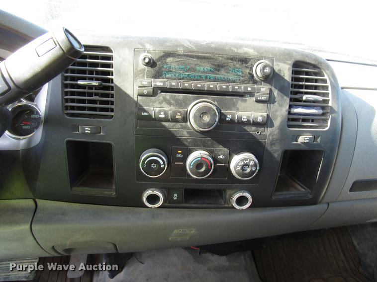 image for item EU9641 2012 Chevrolet Silverado 2500HD Ext. Cab pickup truck