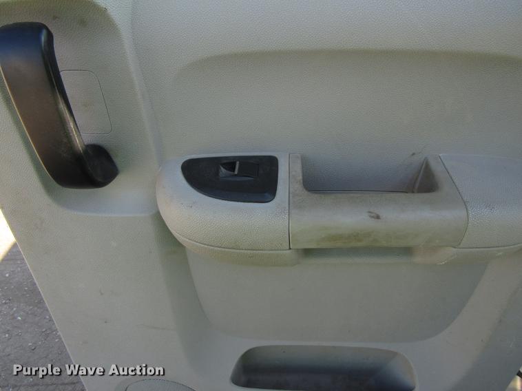 image for item EU9641 2012 Chevrolet Silverado 2500HD Ext. Cab pickup truck