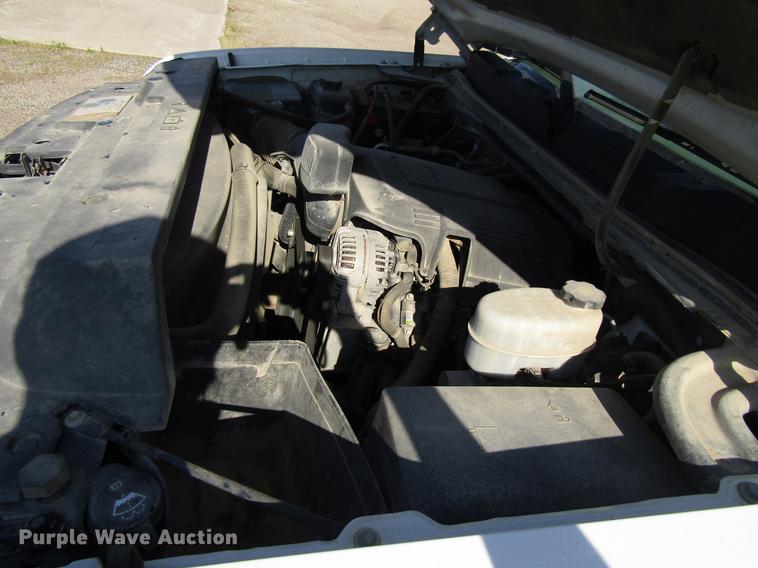 image for item EU9641 2012 Chevrolet Silverado 2500HD Ext. Cab pickup truck