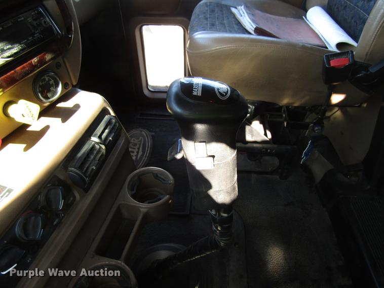 image for item EU9642 2007 Mack CL733 semi truck