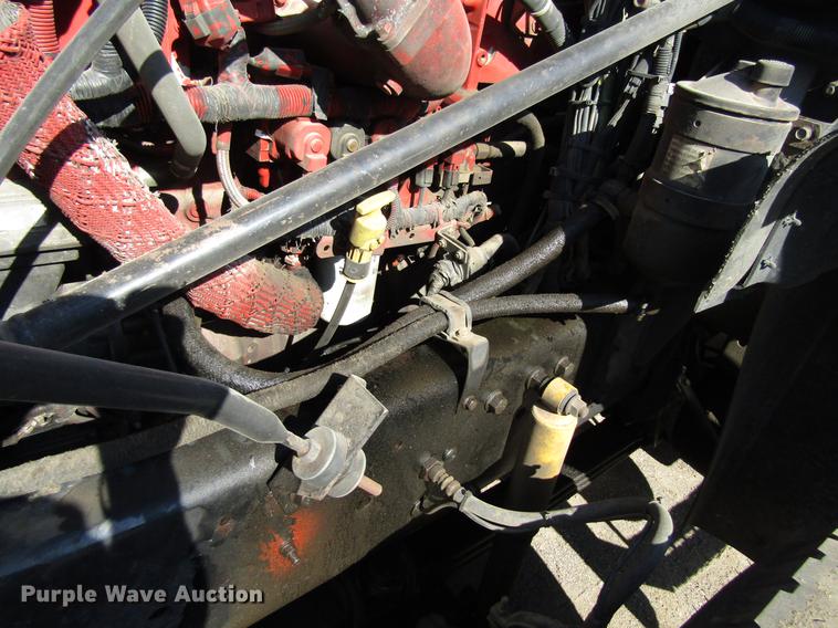 image for item EU9642 2007 Mack CL733 semi truck