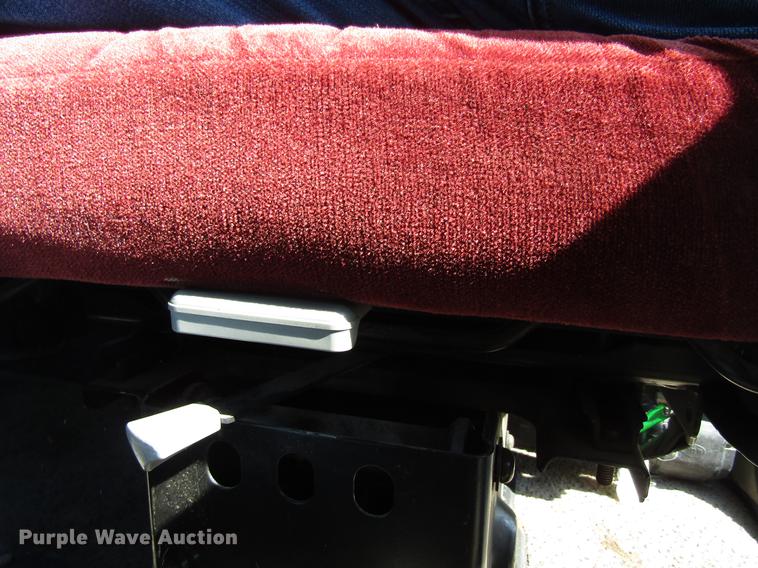 image for item EU9643 2004 Mack CX613 Vision semi truck