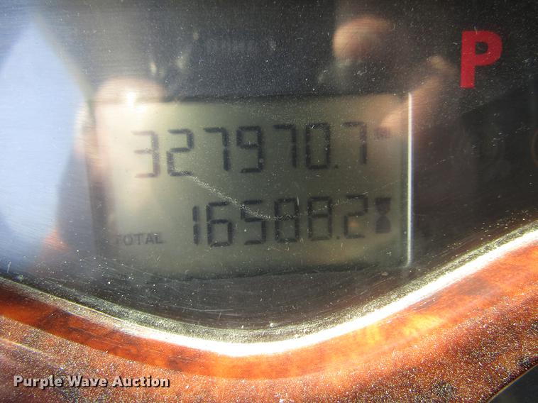 image for item EU9643 2004 Mack CX613 Vision semi truck