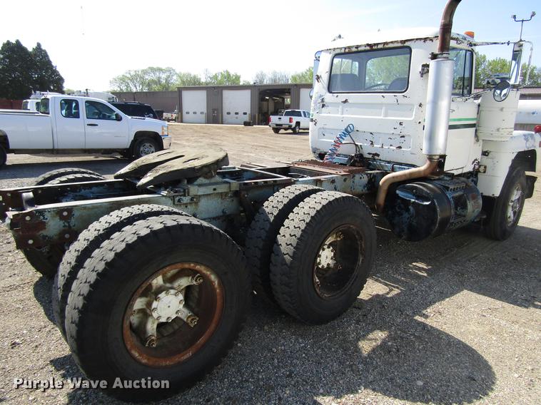 image for item EU9644 1980 Mack TT semi truck