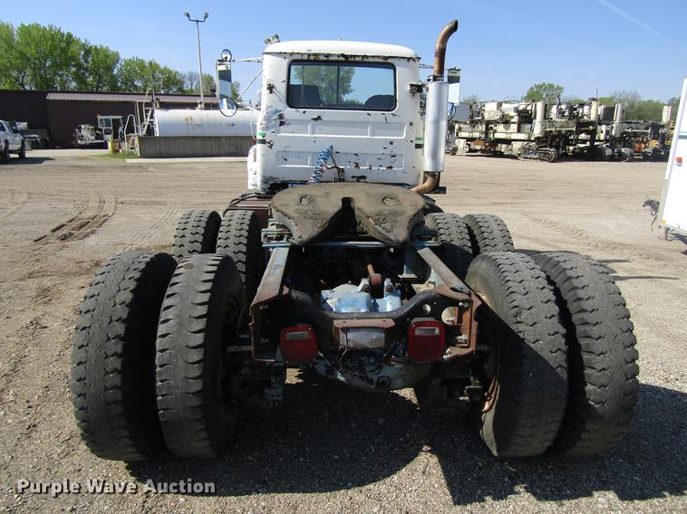 image for item EU9644 1980 Mack TT semi truck